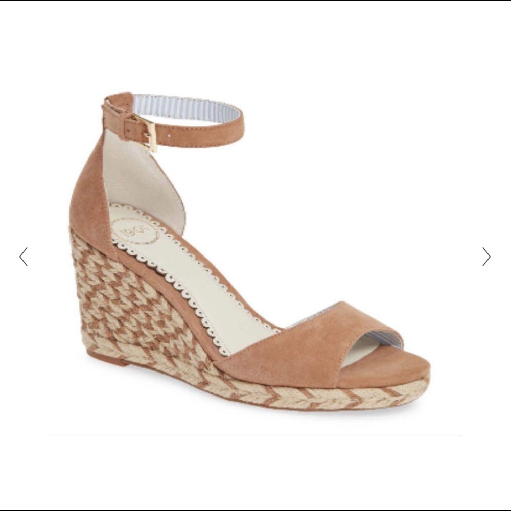 1901 Women's Size 6 Sandals Tan Suede Espadrille Wedge Ankle Strap